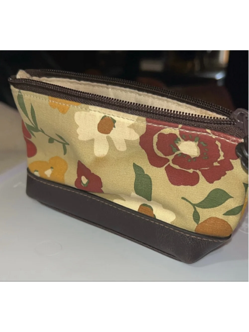 Women's Unbranded Floral Cosmetic Bag One Size Beige Brown